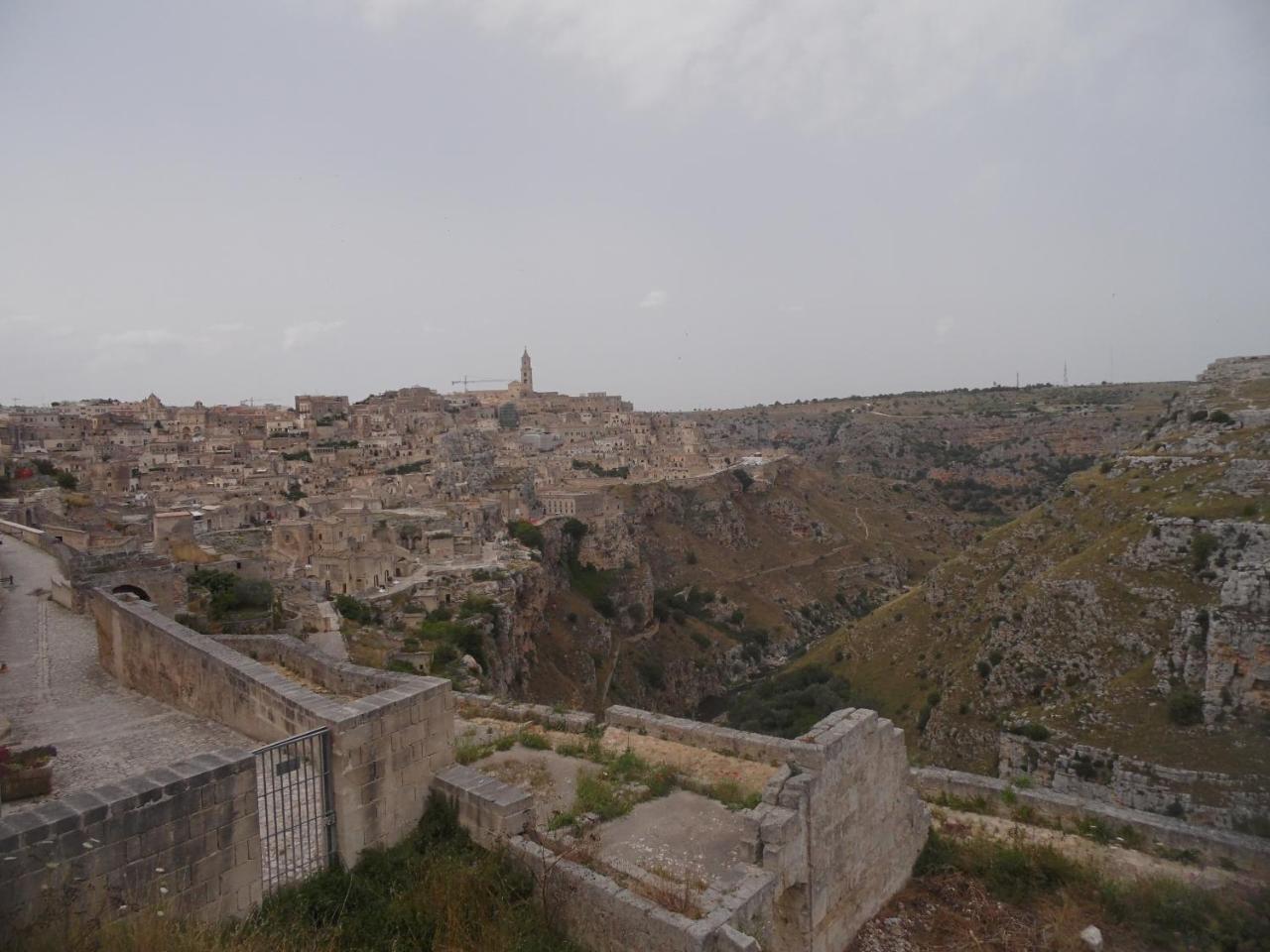 La Pergola Ai Sassi Bed & Breakfast Matera Bagian luar foto