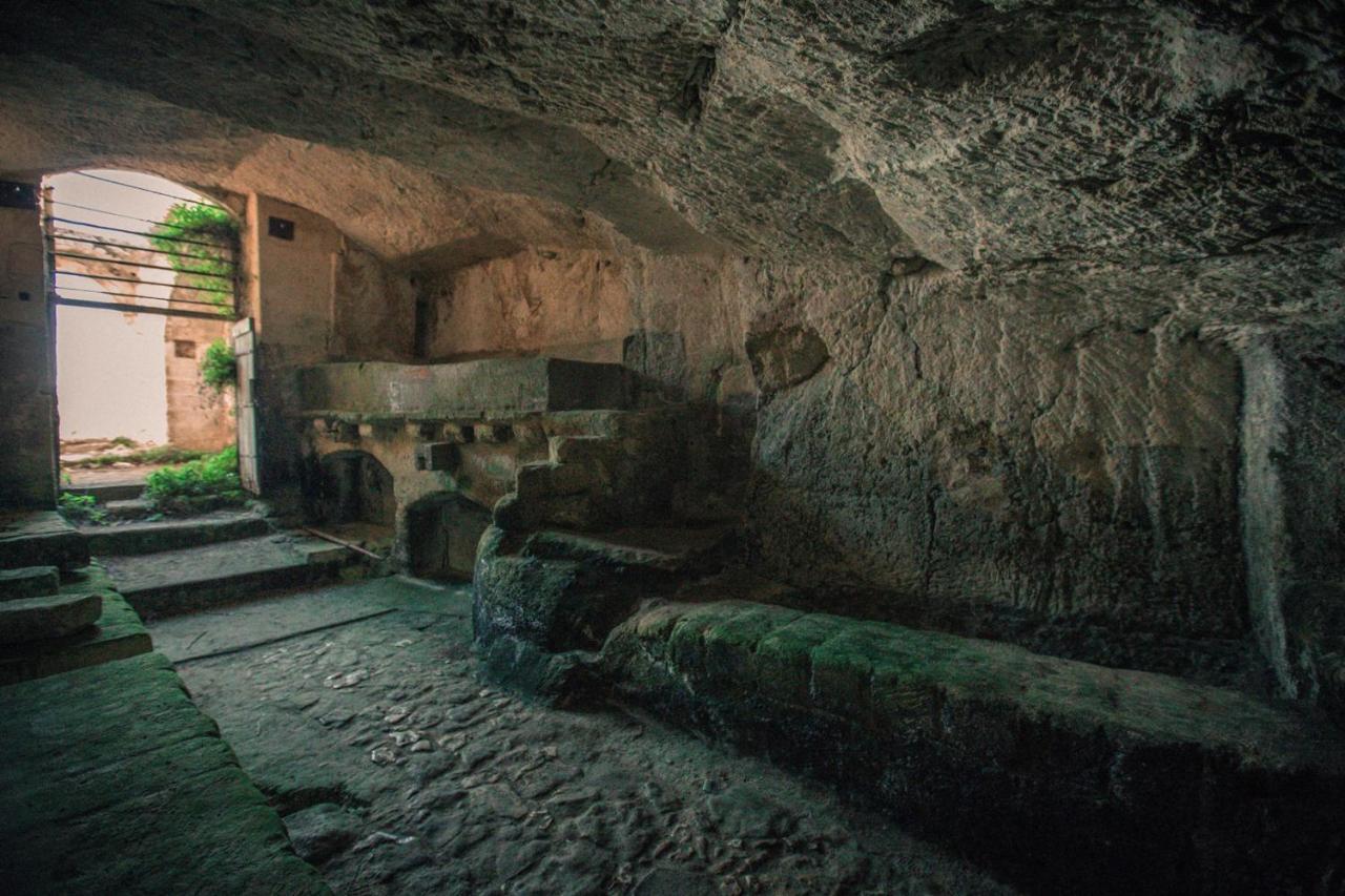 La Pergola Ai Sassi Bed & Breakfast Matera Bagian luar foto