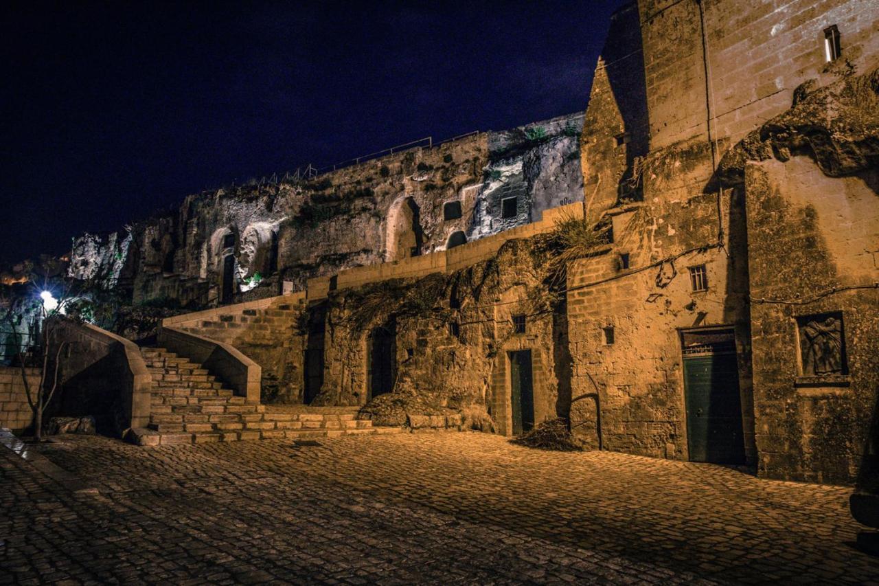 La Pergola Ai Sassi Bed & Breakfast Matera Bagian luar foto